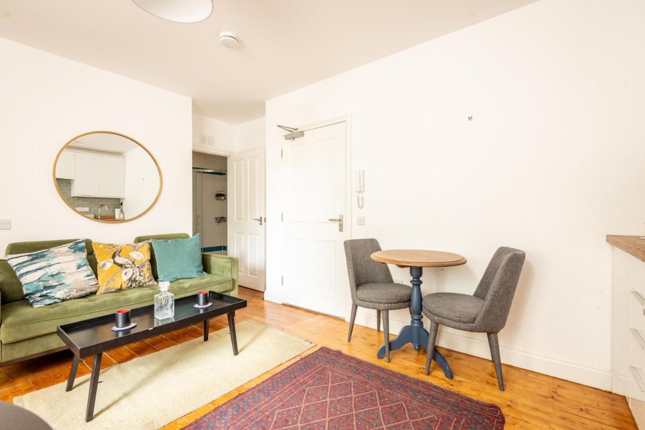 Central 2 Bedroom Apartment - South Street - سانت أندروز المظهر الخارجي الصورة